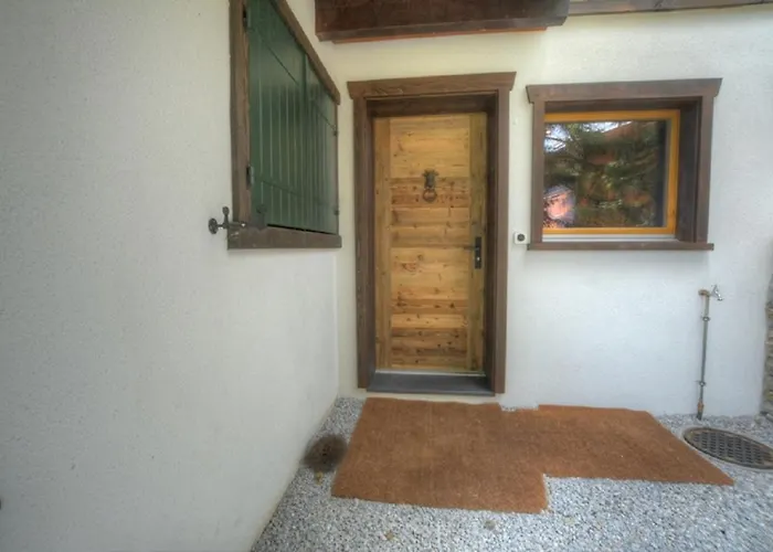 Feline A Avec Vue Sur Les Alpes Domek alpejski